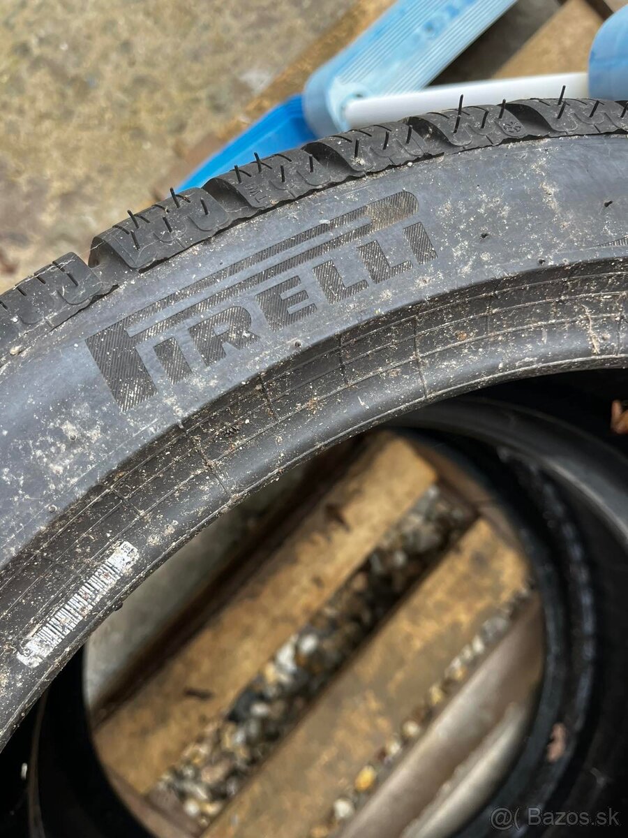 Pirelli P Zero (PZ4) 275/35 R19 100 Y XL 2KS letne - 3