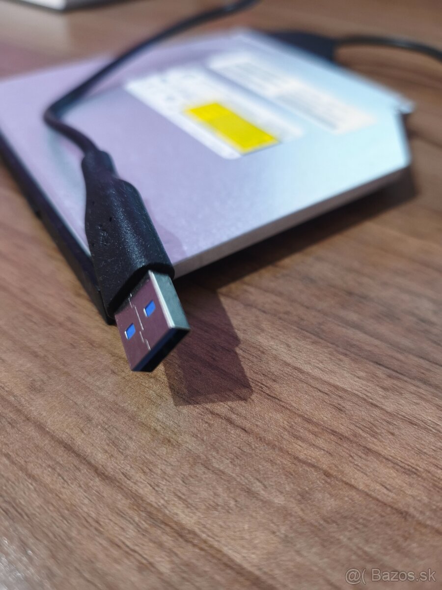 DVD mechanika s USB káblom - 3