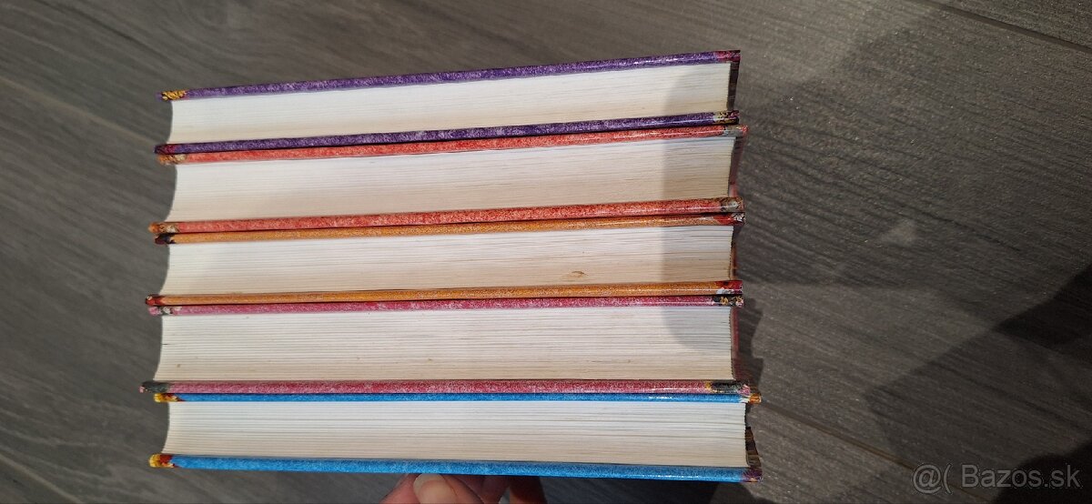 Kvety v podkroví séria - 3