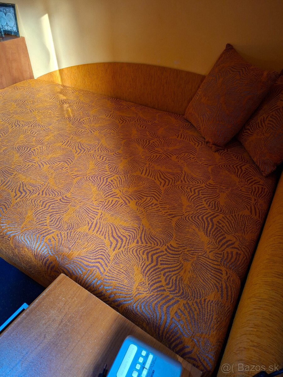 posteľ s úložným priestorom - 3