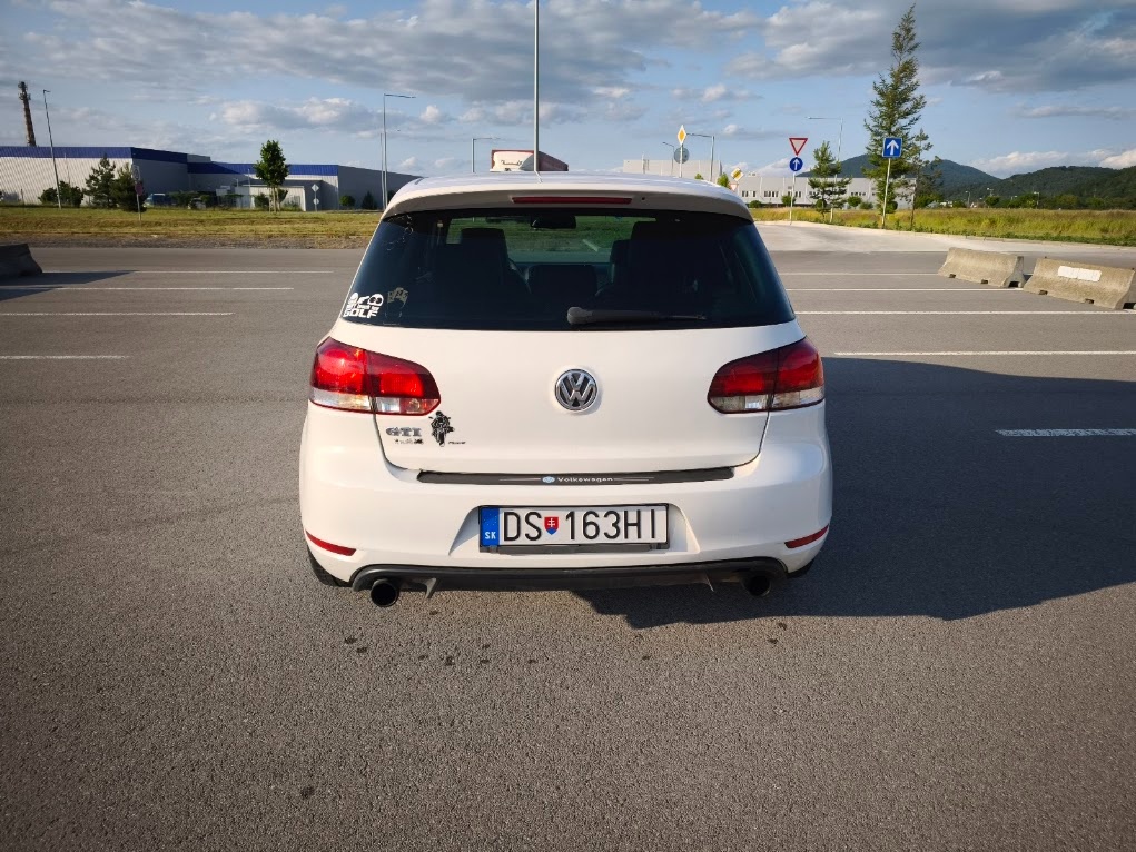 Volkswagen Golf, 6 GTI 2,0Tsi 155kw - 3