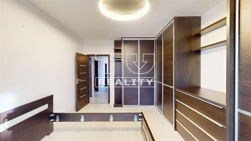 4-IZBOVÝ BYT,KOMPLETNÁ REKONŠTRUKCIA,RUŽINOV-NIVY,78m2 - 3