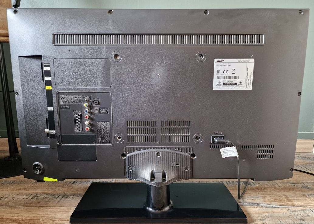 Samsung UE32F5000AW +nový org. ovládač - 3