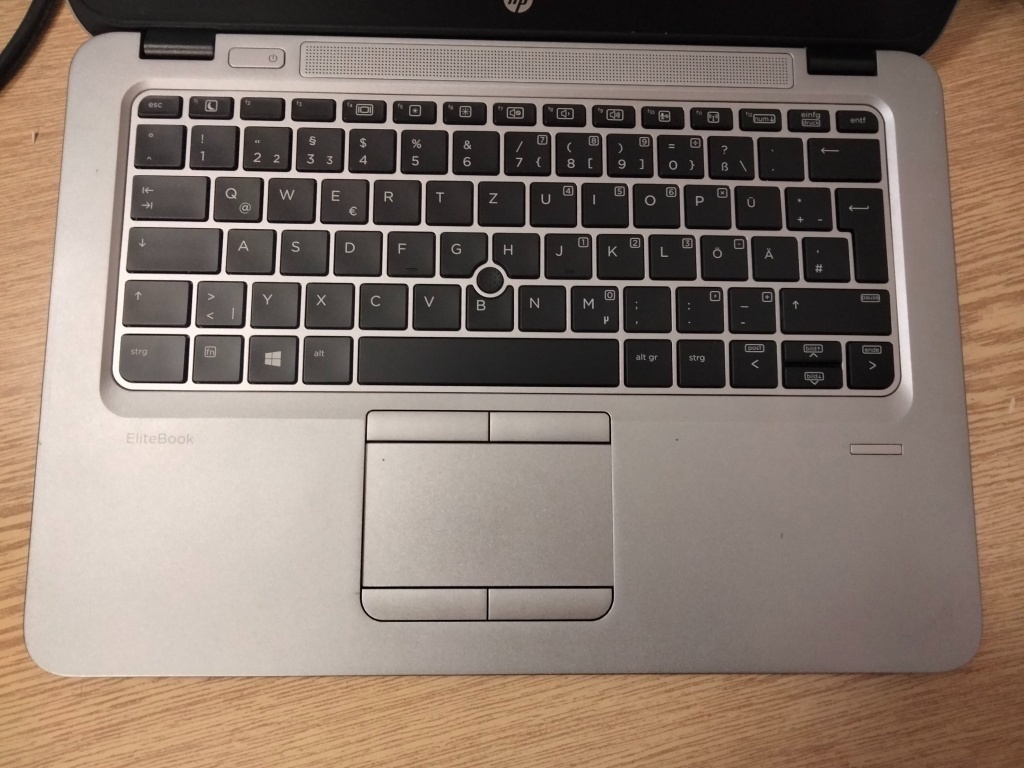 predám notebook HP ELITEBOOK 725 G4 ,WINDOWS 7,bez baterky - 3