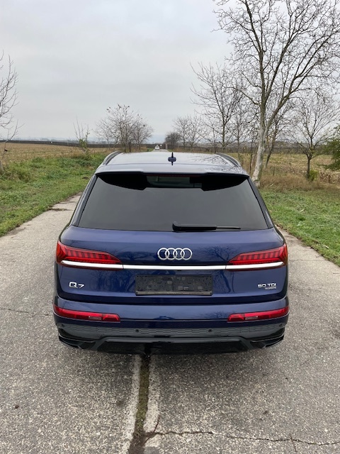 Audi Q7 S-line - 3