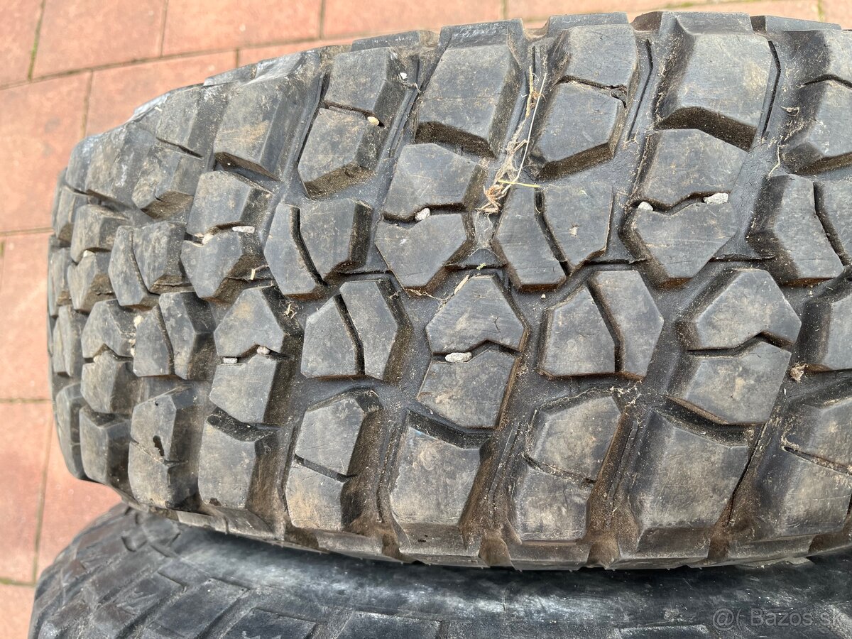 Bfdoodrich Mud-terraine 235/75 r15