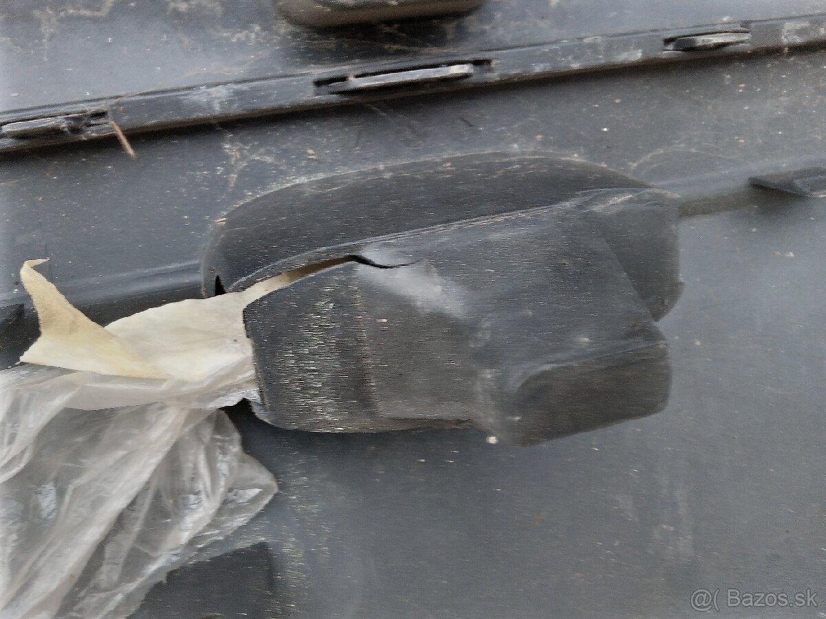 Zadný nárazník Peugeot 206 - 3