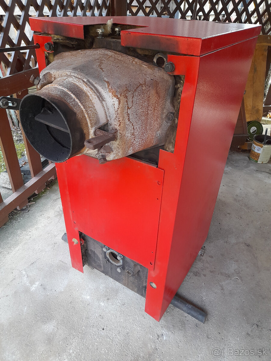 Liatinový kotol, pec na pevné palivo Attack - 3