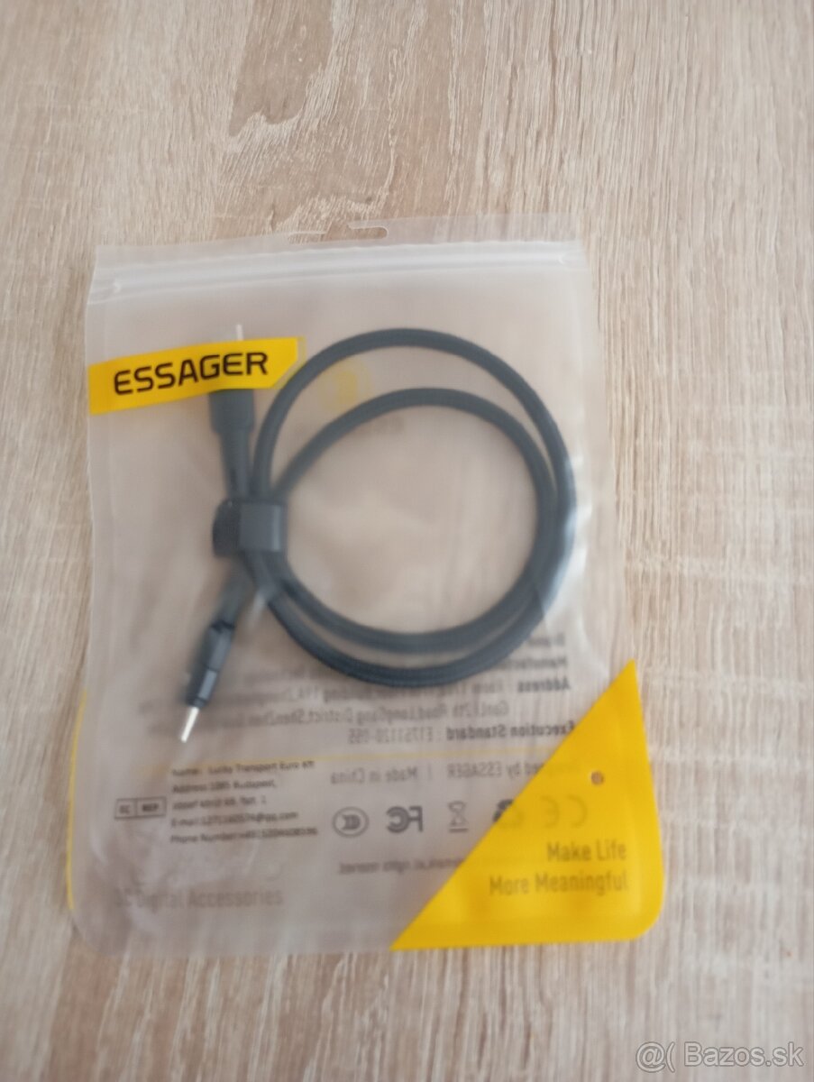 Kábel USB-C/USB-C
- 3