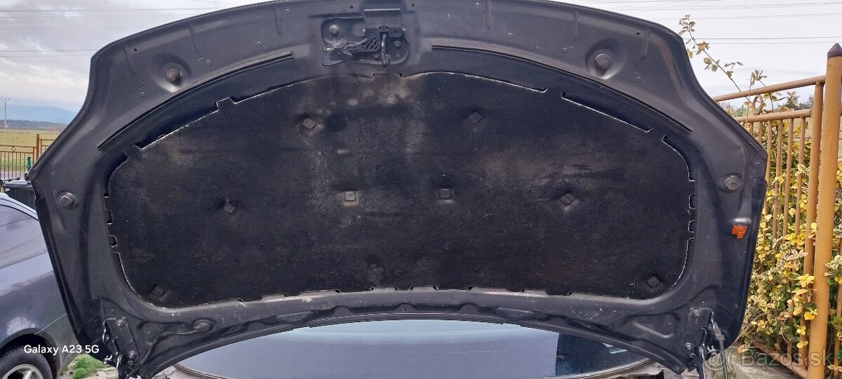 Golf 5 plus kapota,predna maska - 3