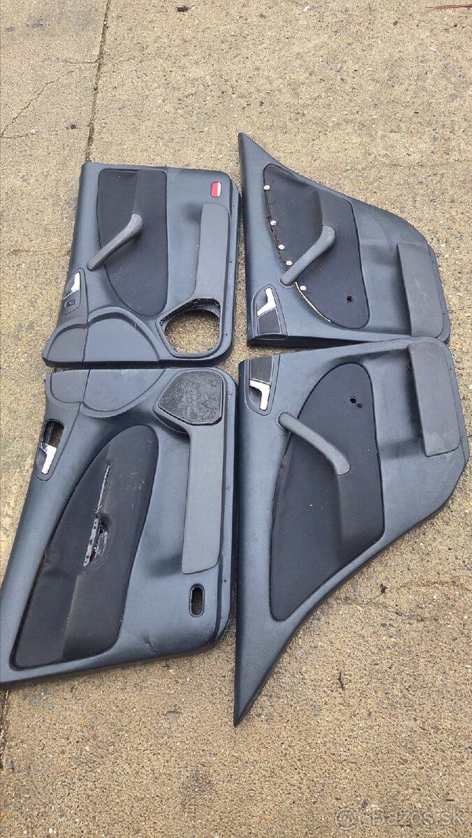 Predam octavia 1 hatchback čierne tapacire - 3