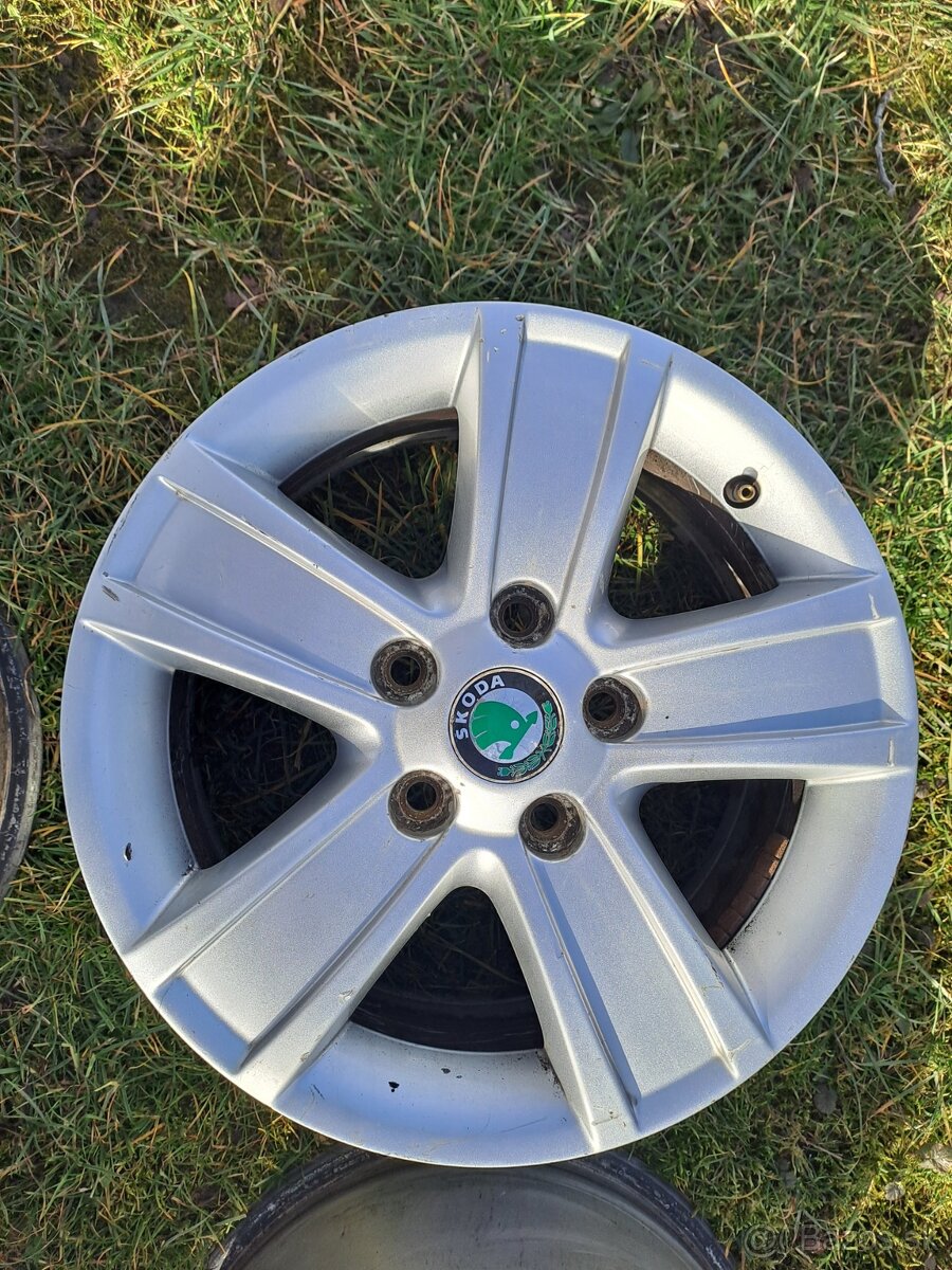 Elektróny Octavia 15" - 3