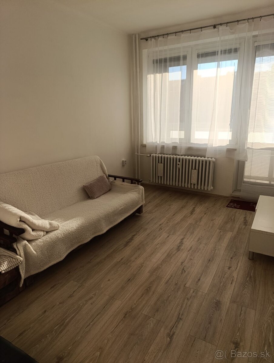 Košice centrum 4 izbový prenájom - 3