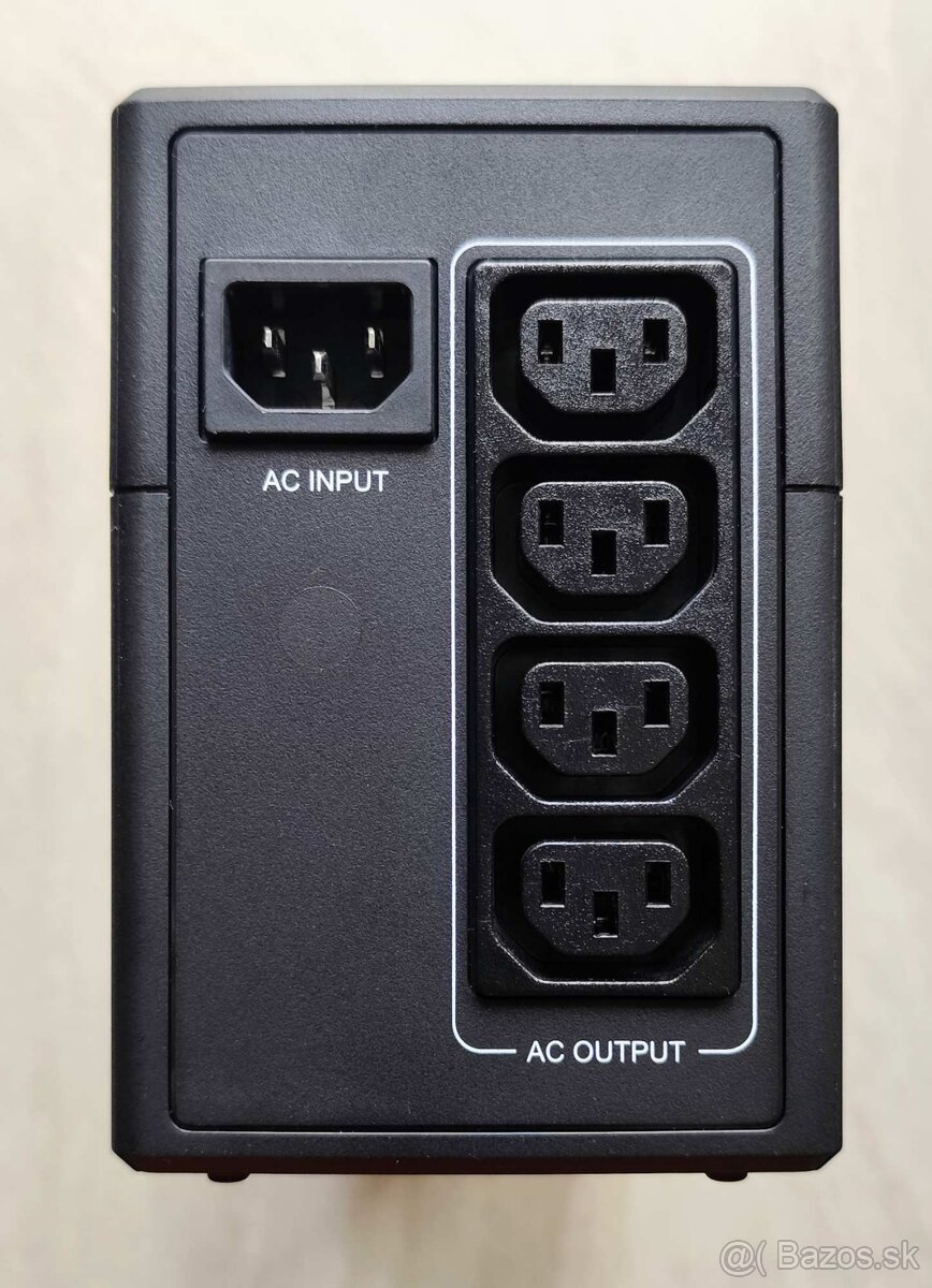 ✔️ UPS 900VA zalozny zdroj s USB - 3