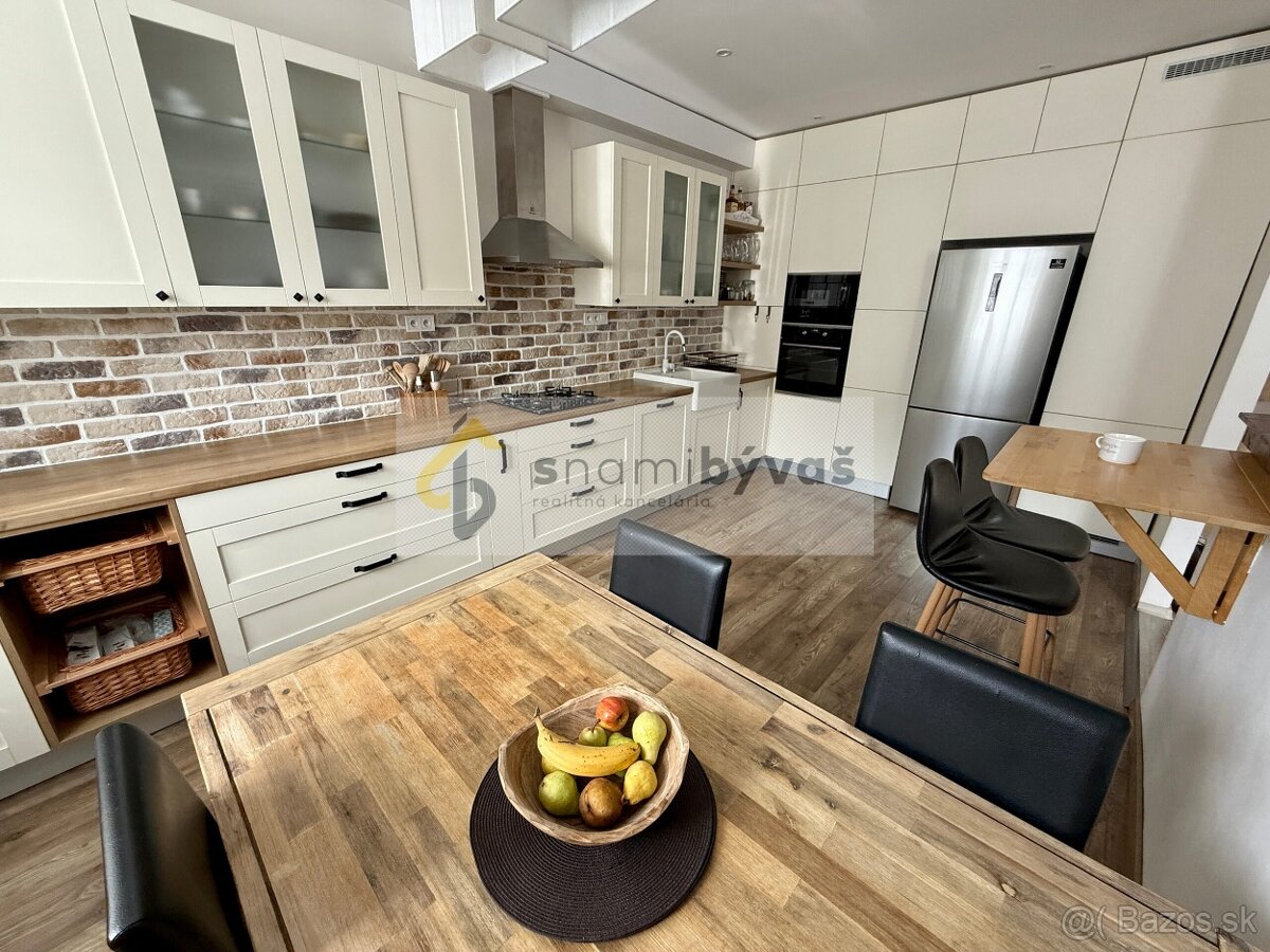 Tehlový 4 i mezonet Palackého,152 m2 s parkingom - 3