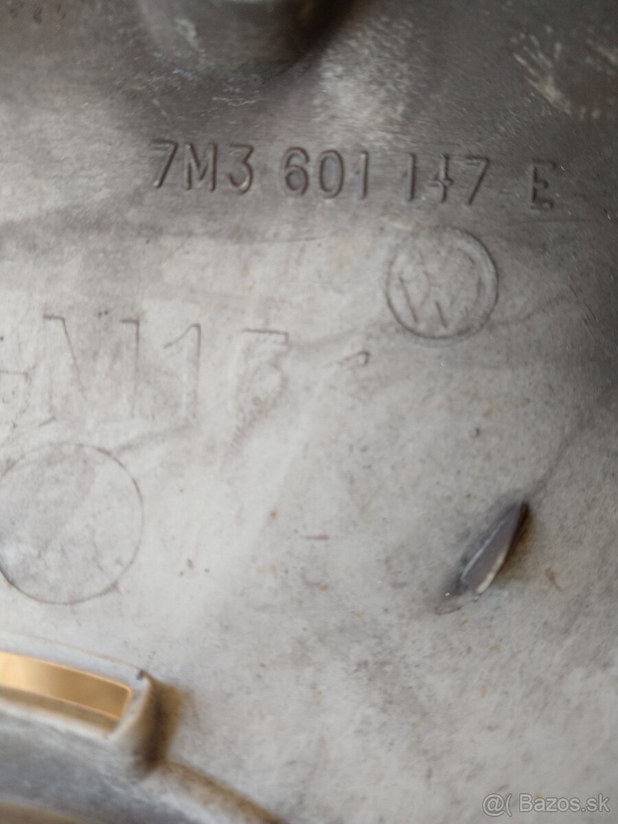 puklice , kryty kolies r16 - 3