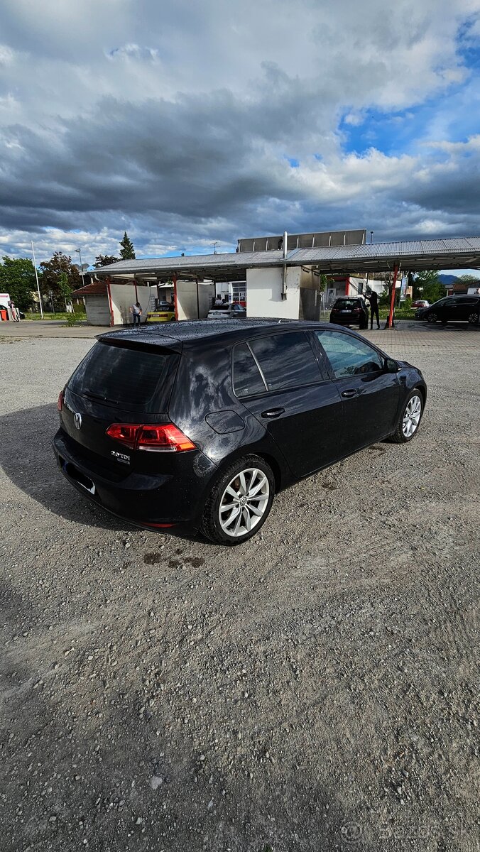 Predám Volkswagen Golf 7 - 3