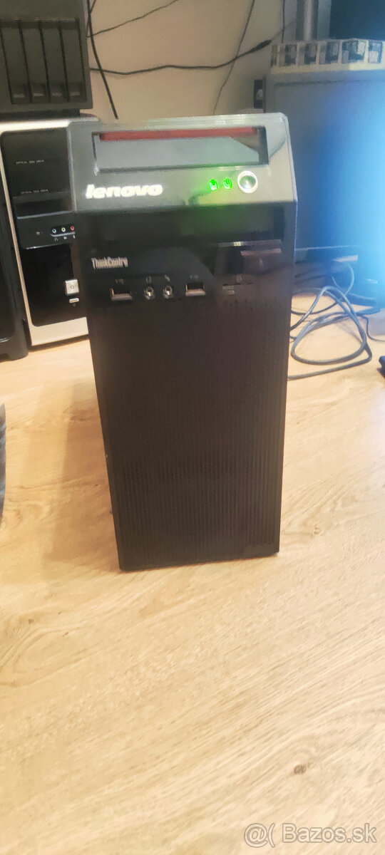 Lenovo ThinkCentre E73 zostava - 3