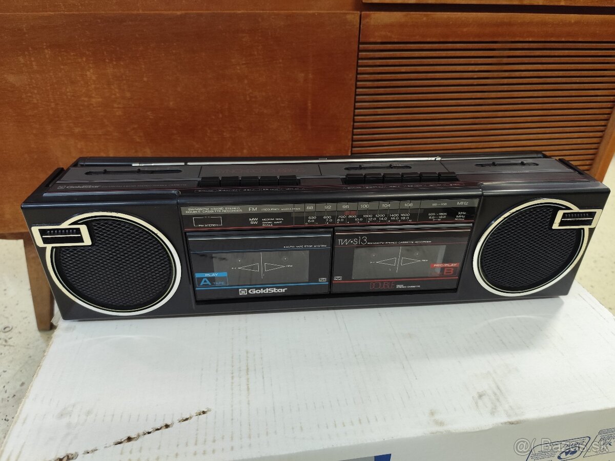 Ponukam tieto tri retro radia - 3