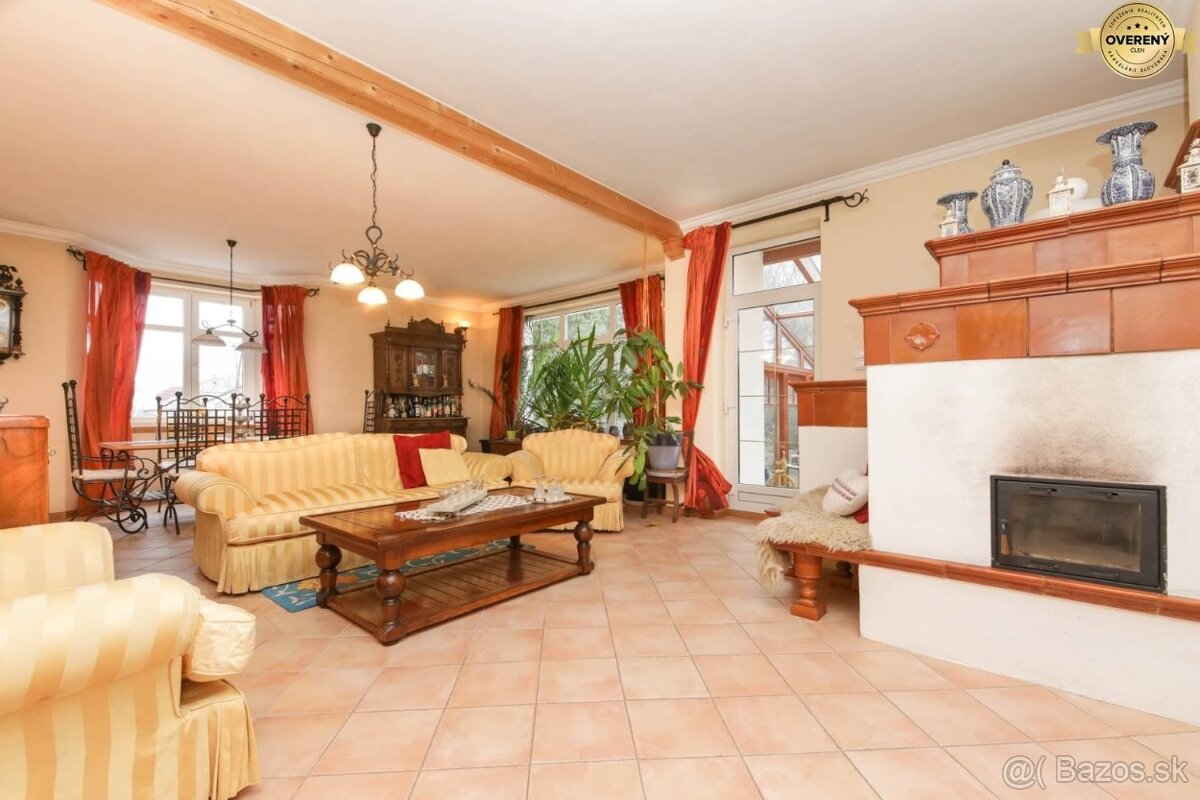 JEDINEČNÝ 7 IZ. RD S MOŽNOSŤOU DVOJGENERAČNÉHO BÝVANIA - 3