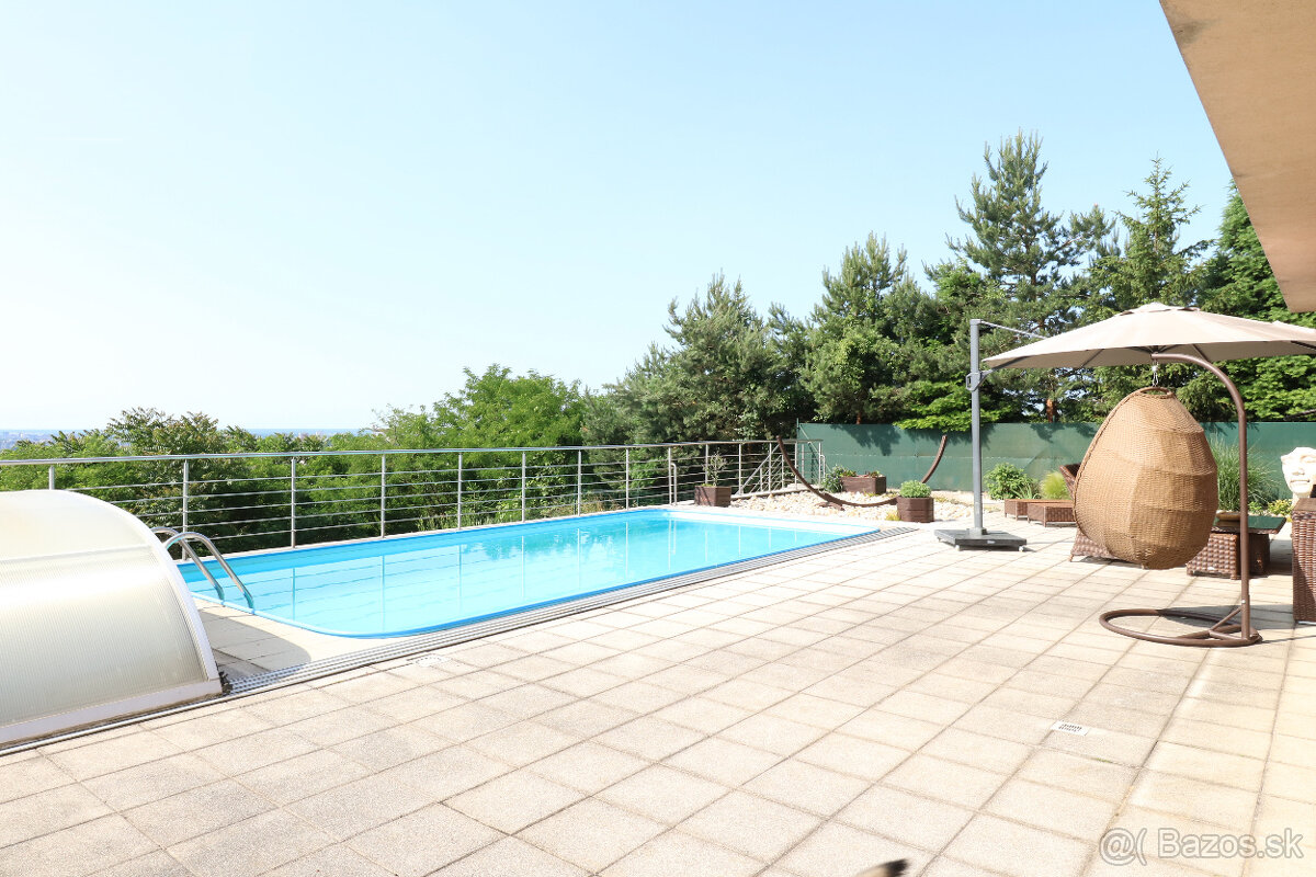 Prenajmeme 4 izb. byt v rodinnej vile na Kolibe. - 3