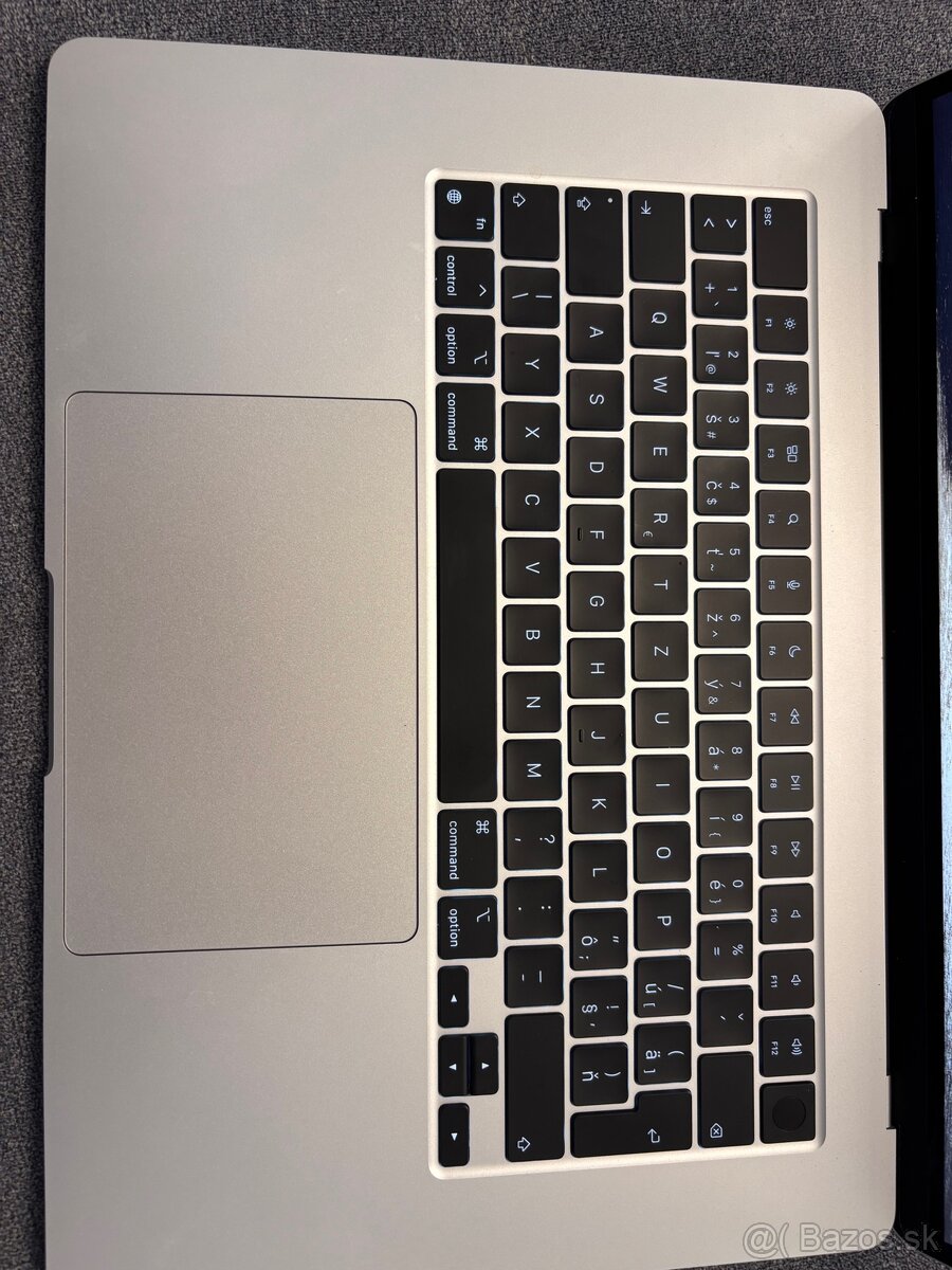 Macbook Air M3 16gb 256gb v zaruke - 3