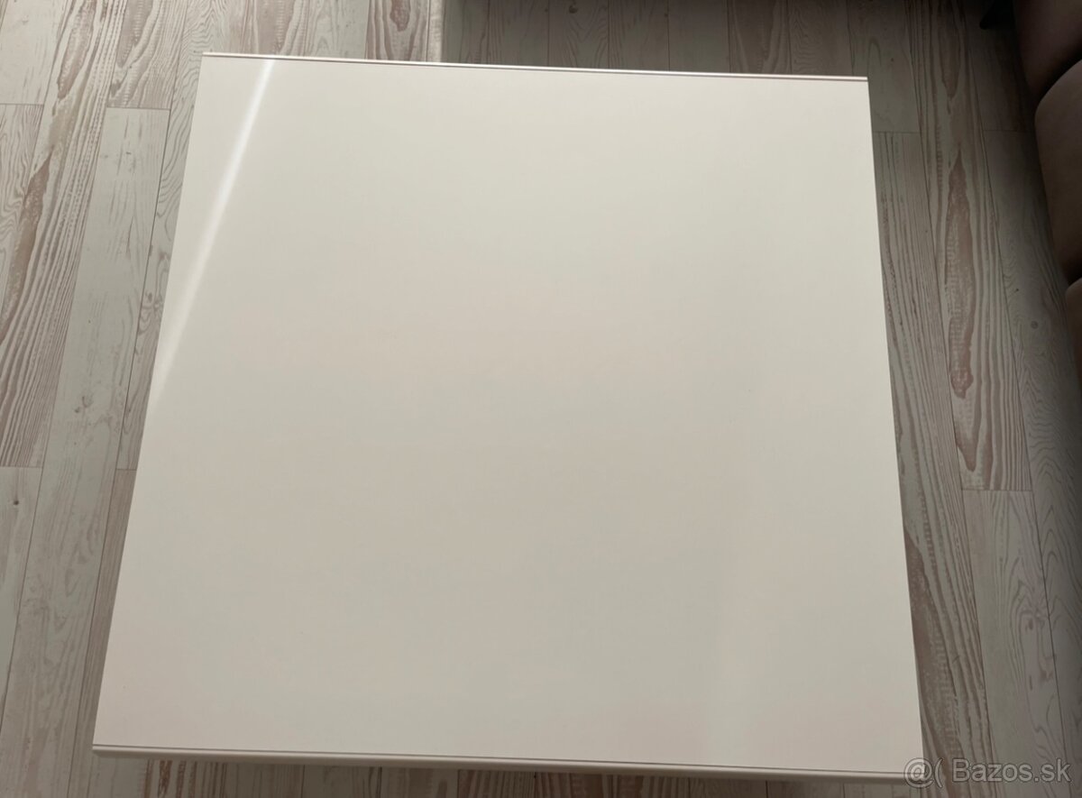 Konferenčný stolík - 3