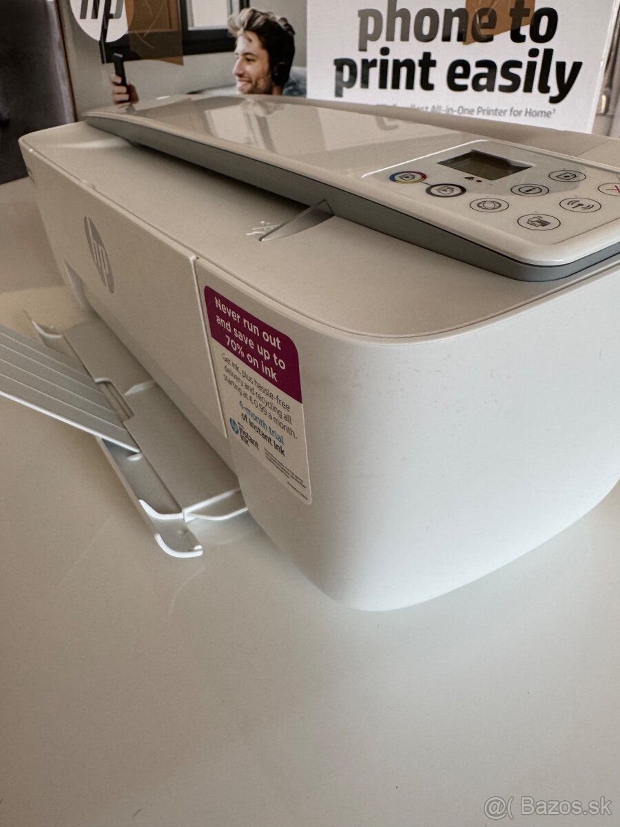 HP DeskJet 3750 multifunkčná atramentová tlačiareň - 3