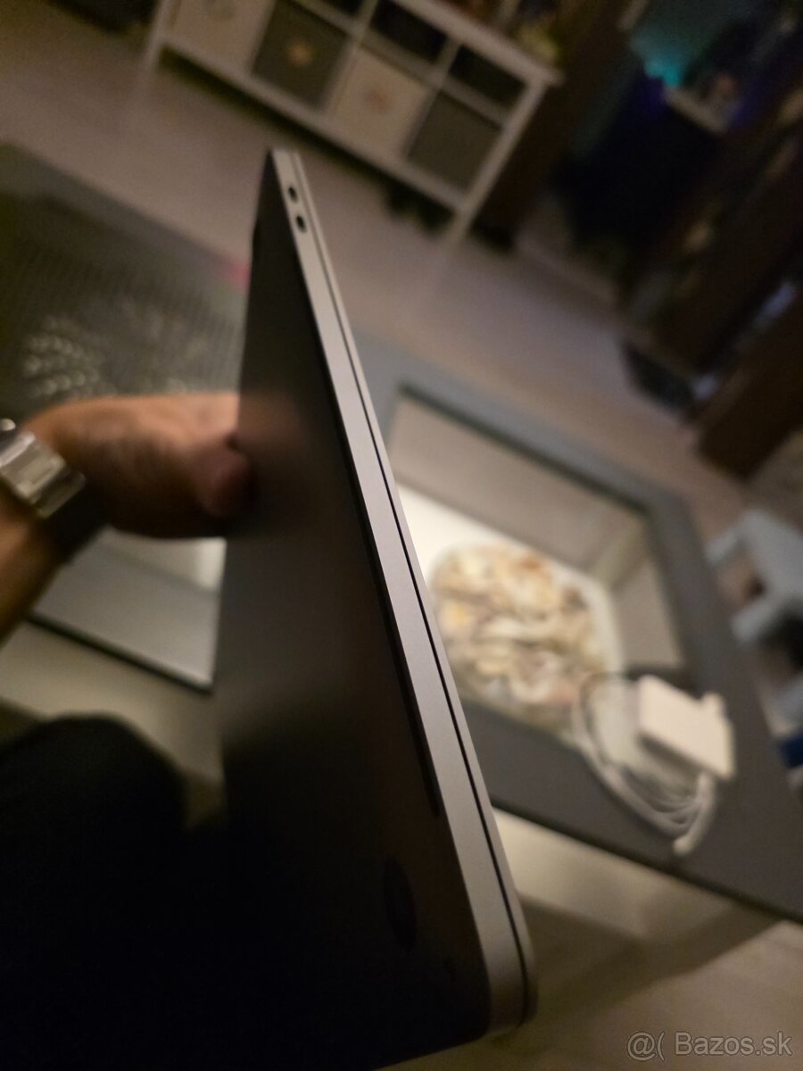 Macbook Pro 15" (2018) i7 32Gb Ram - 3