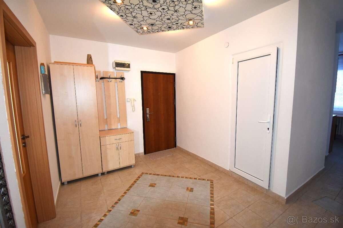 Veľkometrážny 3 izbový byt, predaj, Galanta, SNP - 3
