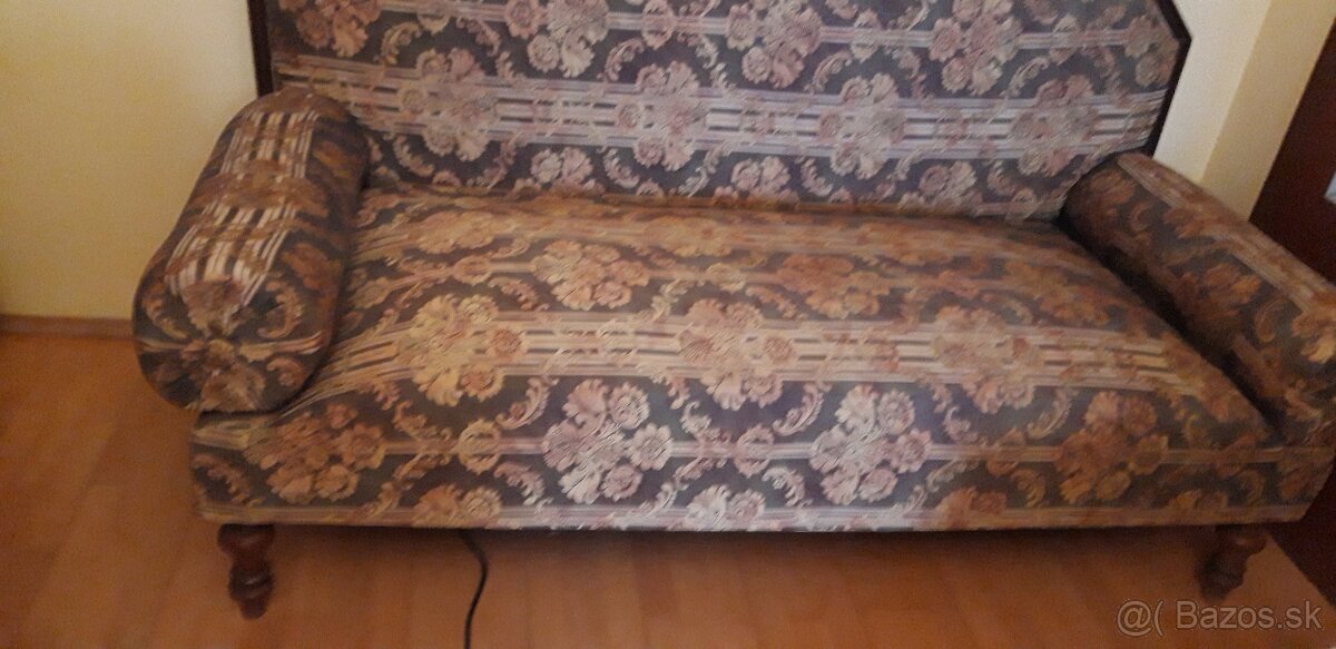 Starožitný nábytok - 3