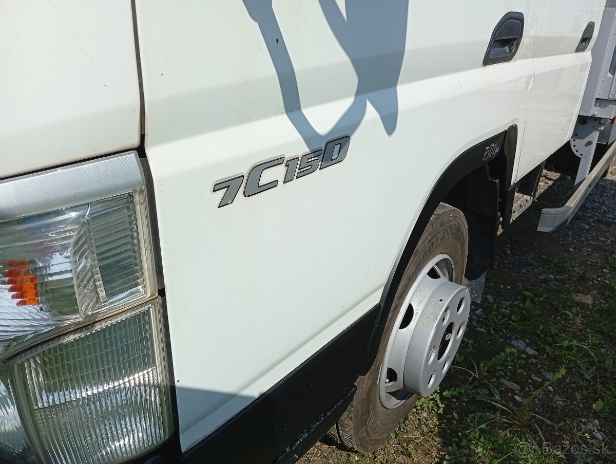 Predám Mitsubishi Canter fuso 7 miestne - 3