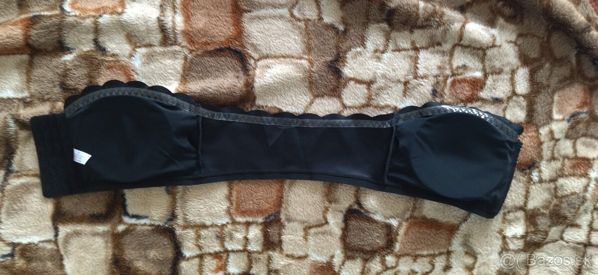 Čierna podprsenka bez ramienok - 3