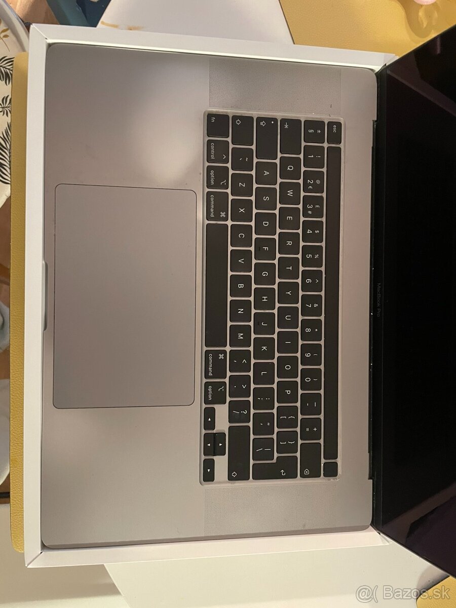 MacBook Pro 16" 2019 CTO Space Grey i9|64GB|1TB - 3