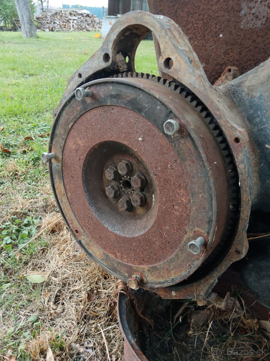 Motor multicar M25 - 3