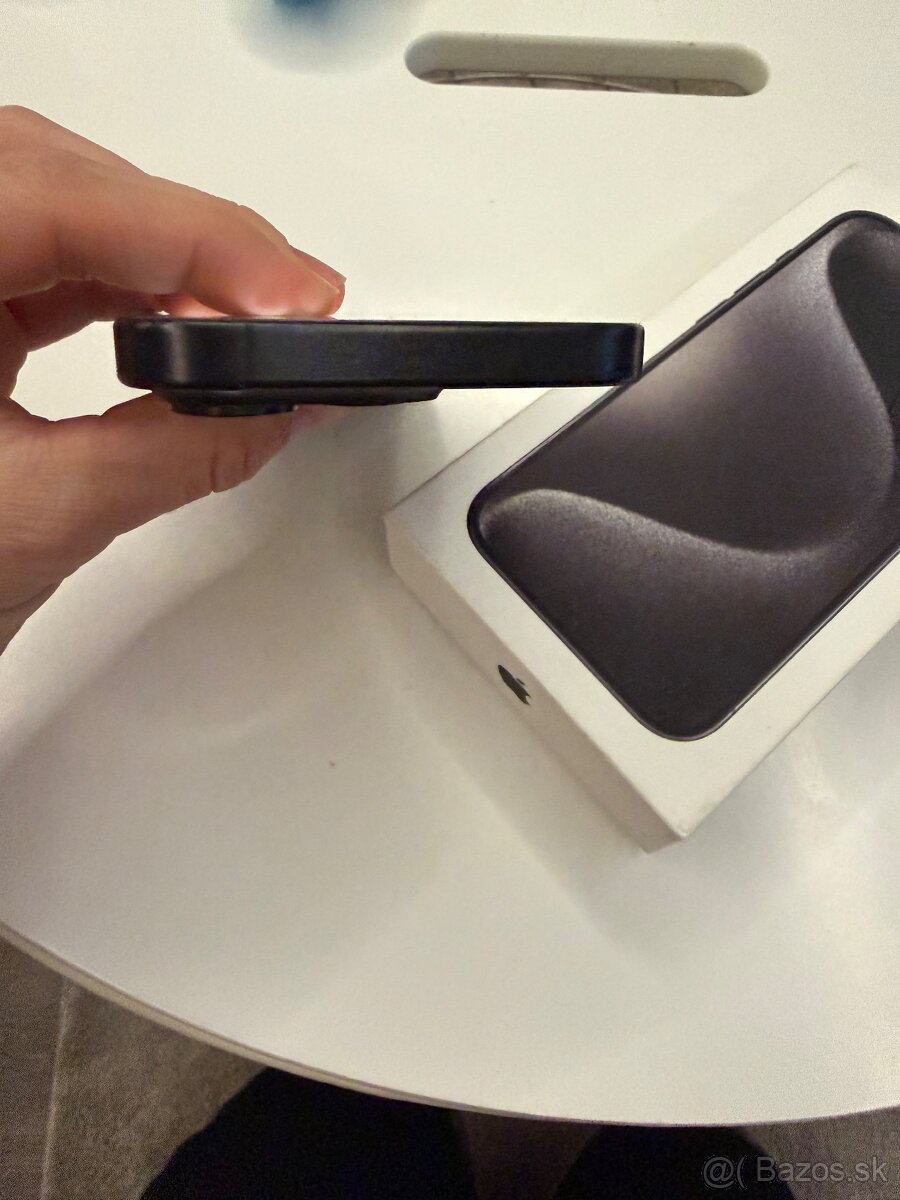 IPhone 15 pro, black titanium 512GB - 3