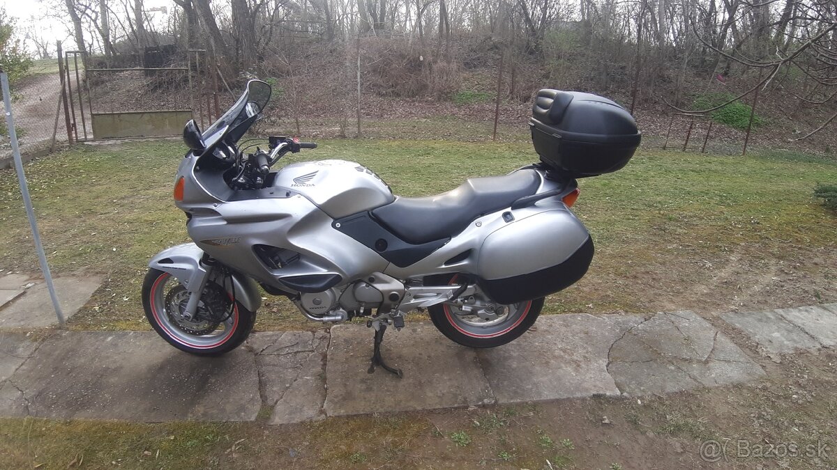 Honda Deauville 650 - 3