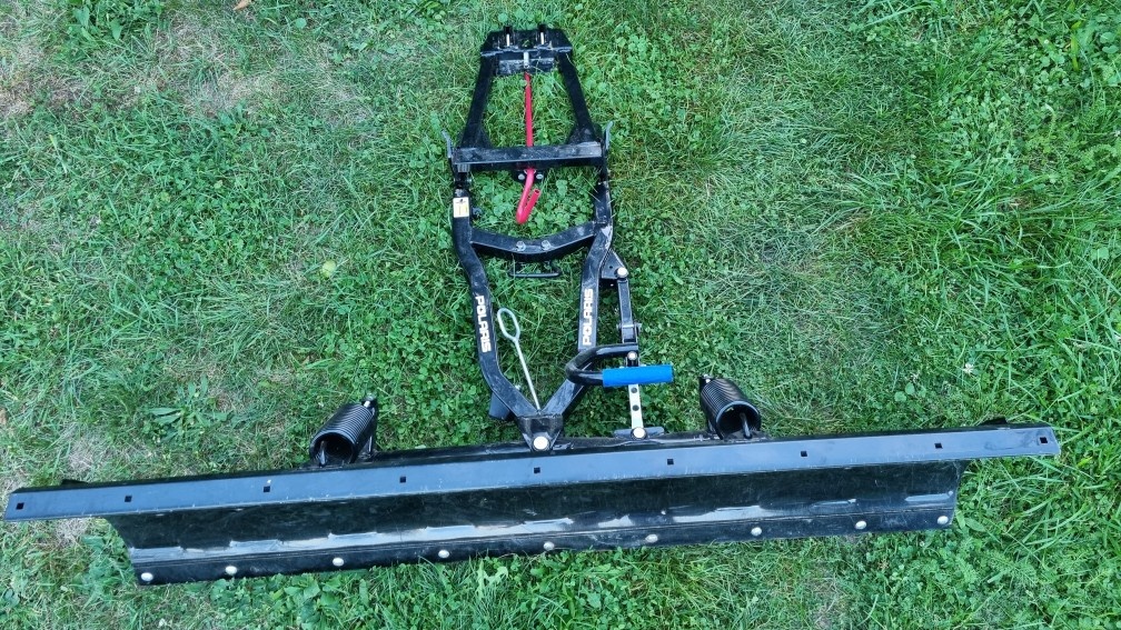 Predám snežný pluh Polaris 60" (152,5 cm) - 3