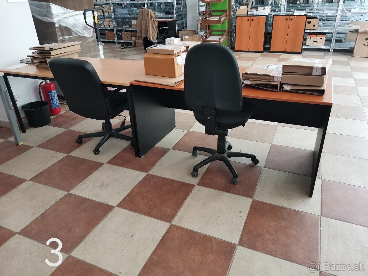 predavame kancelarsky nabytok - 3
