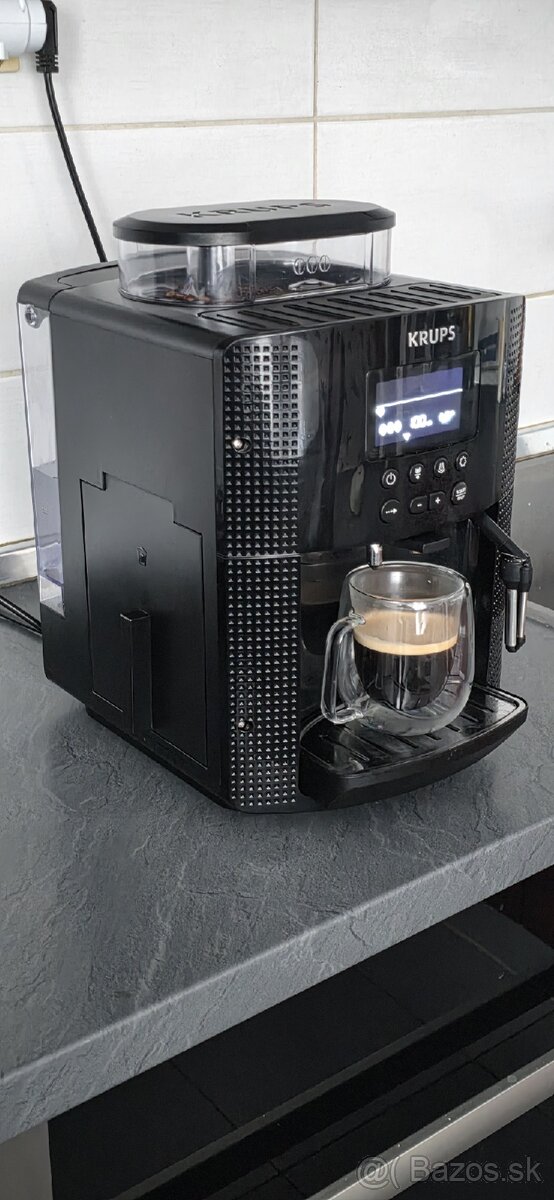 Kávovar Krups EA81 - 3