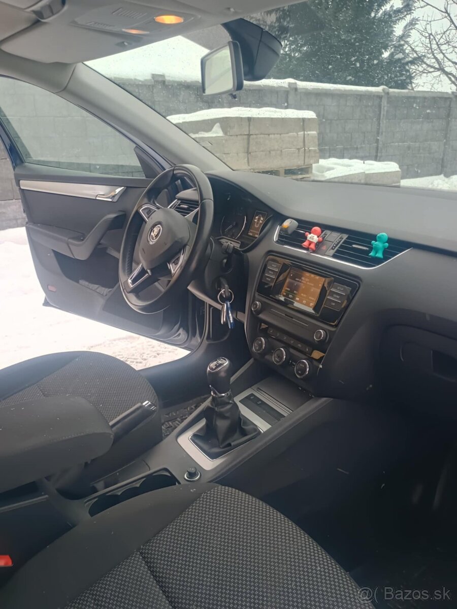 Škoda octavia 3 sedan 4x4 - 3