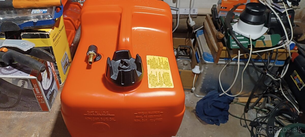 Benzínová nádrž - 3