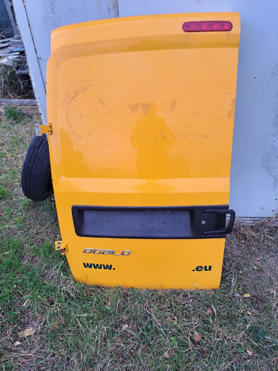 Predam fiat doblo dvere 2010-2018 - 3