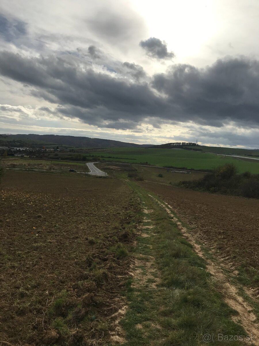 Stavebný pozemok - Sídlisko 3 -skvelá investícia - 3