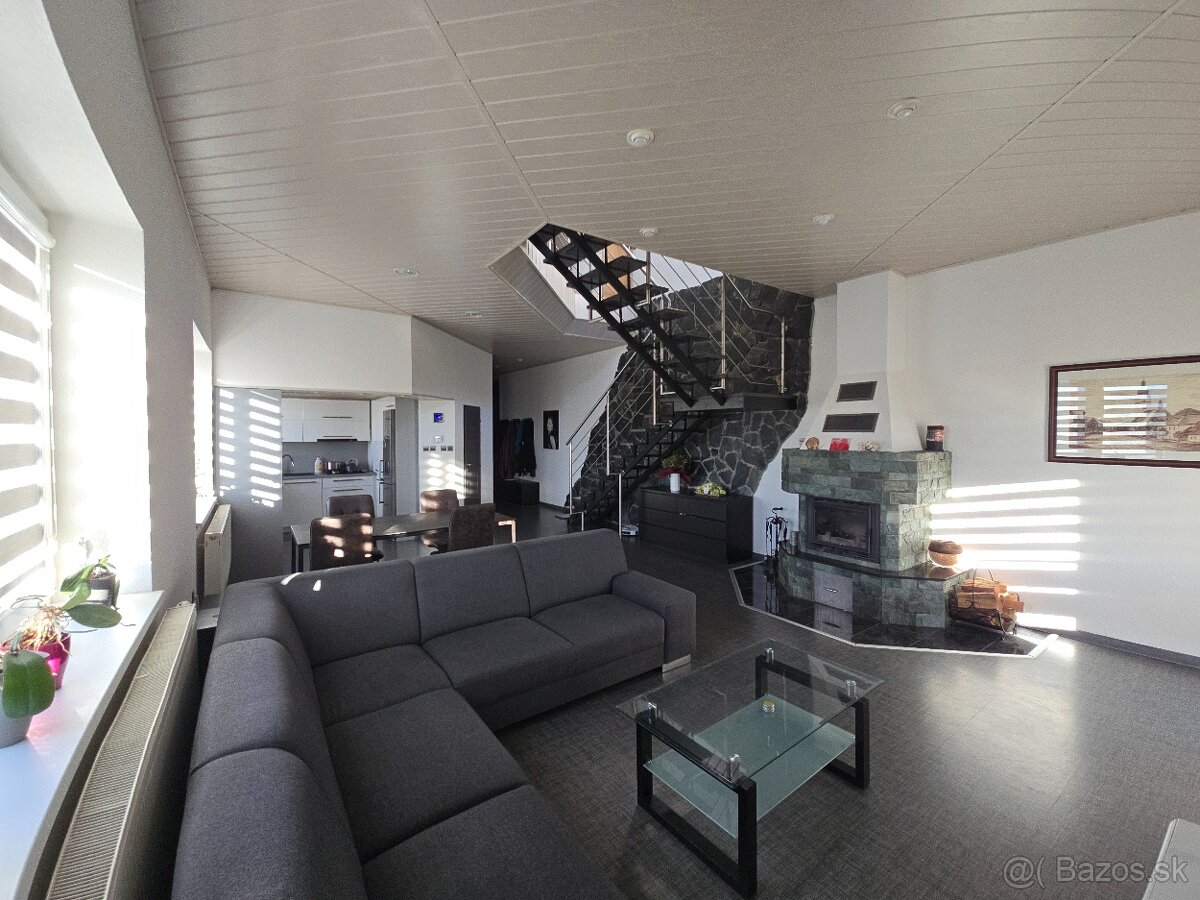 Nadštadartný 5-izbový mezonet s balkónom v Spišskej Belej - 3