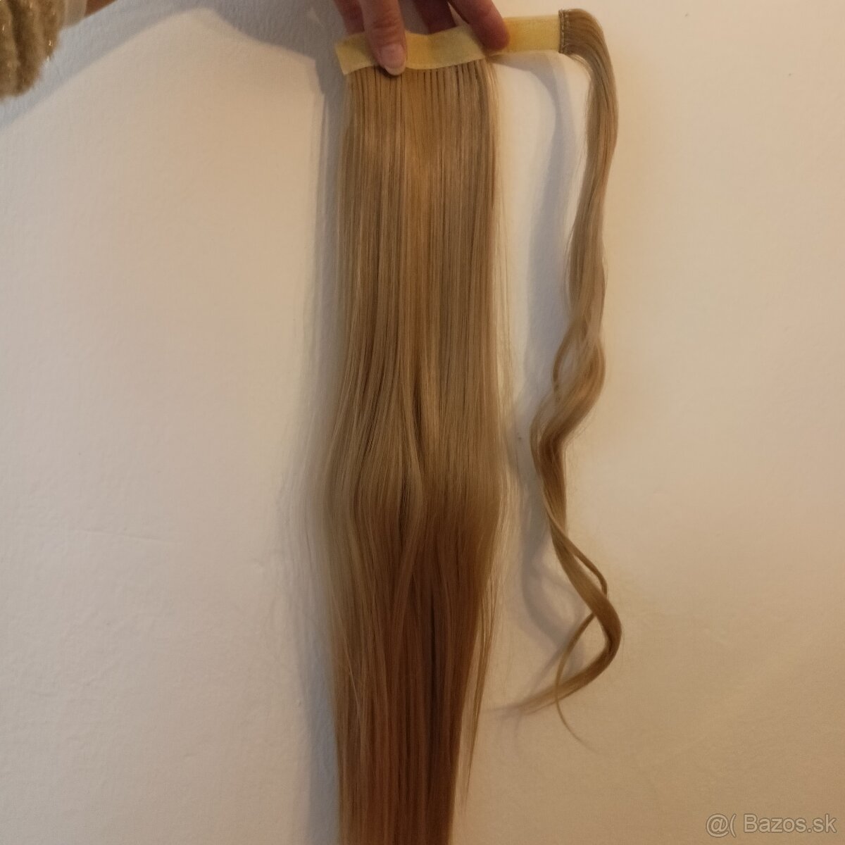 Kvalitné príčesky ,, svetlo plava ,, 60cm - 3