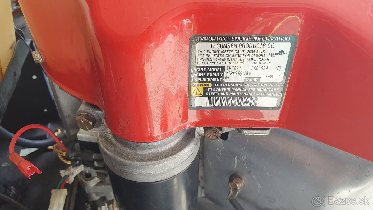 Motor dvojvalec TECUMSEH Enduro VT 18 koni - 3