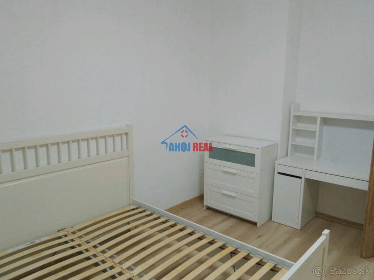 RAČIANSKÁ Biely Kríž Mlada garda - 3