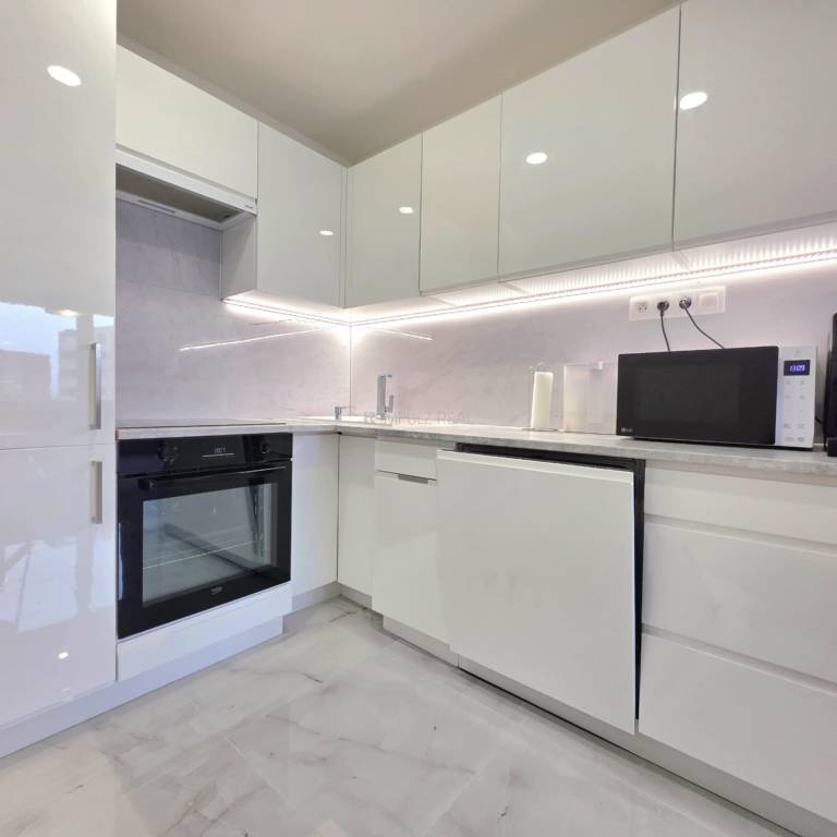 VEĹKÝ 2IZB V TÍCHEJ LOKALITE - 3