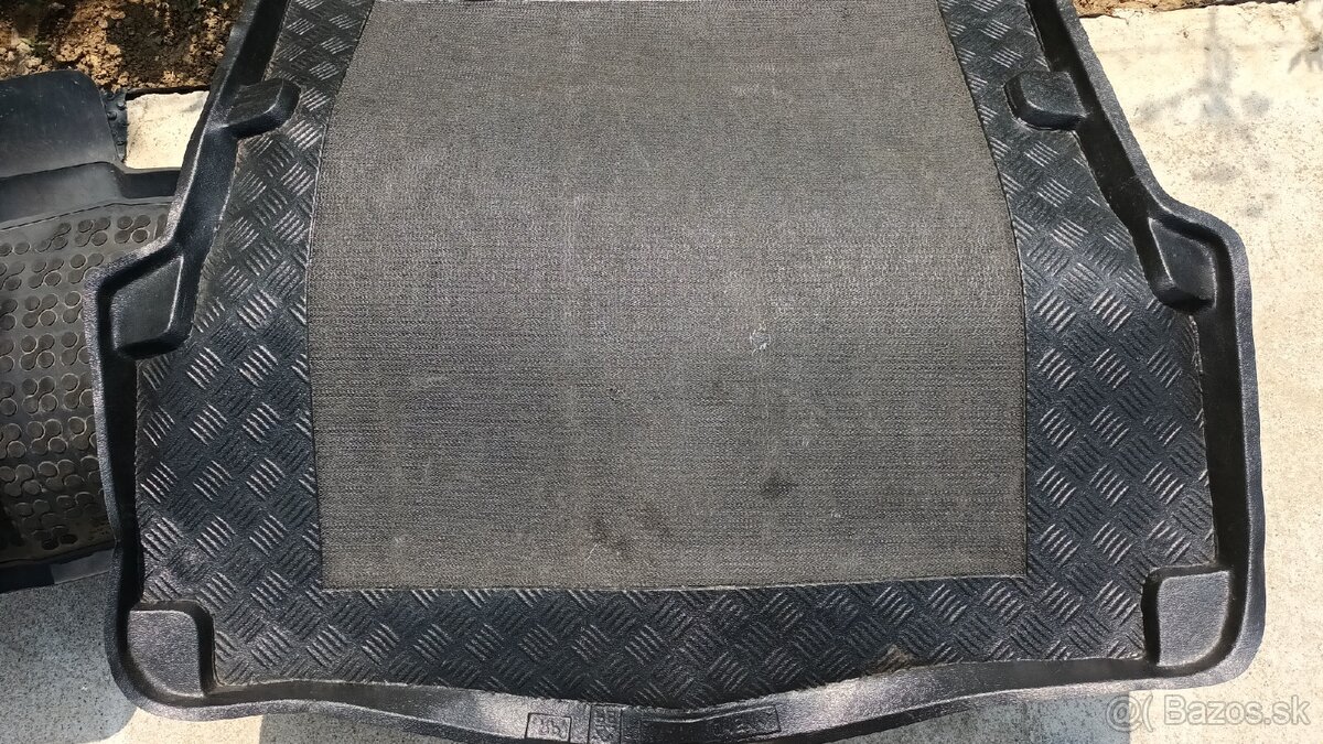 Gumené autorohože+vanička do kufra - 3